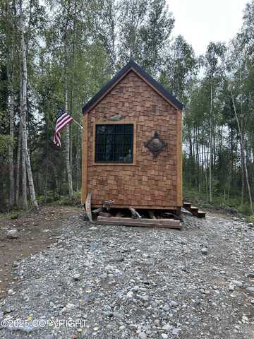 17172 E Trapper George Circle, Talkeetna, AK 99676
