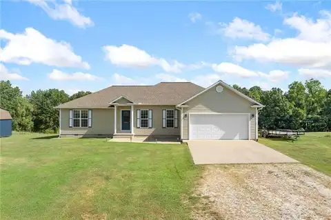 2294 Hawkins RD, Harrison, AR 72601