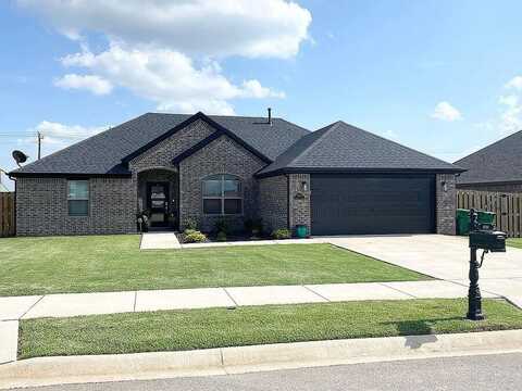 1800 Sunrise CIR, Centerton, AR 72719