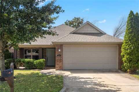 249 E Madrid ST, Fayetteville, AR 72703