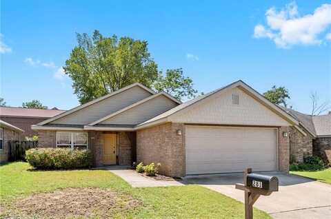 281 E Madrid ST, Fayetteville, AR 72703