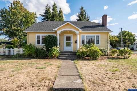 212 E Vine St, Lebanon, OR 97355