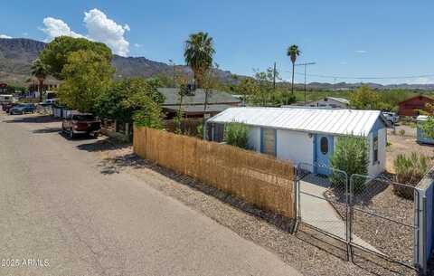 313 W Palma Street, Superior, AZ 85173