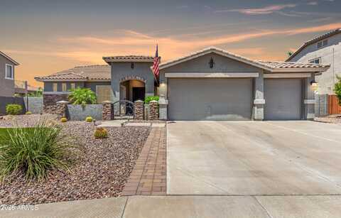 3892 E RAVENSWOOD Drive, Gilbert, AZ 85298
