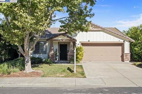 1727 Sutter St, Livermore, CA 94551