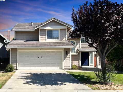 85 Phillips Ct, Tracy, CA 95376