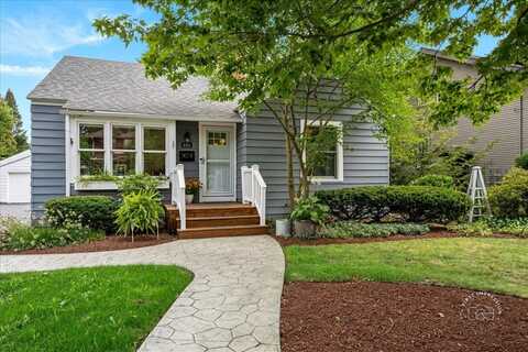 620 S. 7th Street, Saint Charles, IL 60174