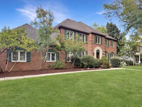 507 E. Bauer Road, Naperville, IL 60563
