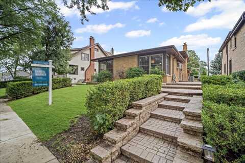 421 N. Elm Street, Itasca, IL 60143