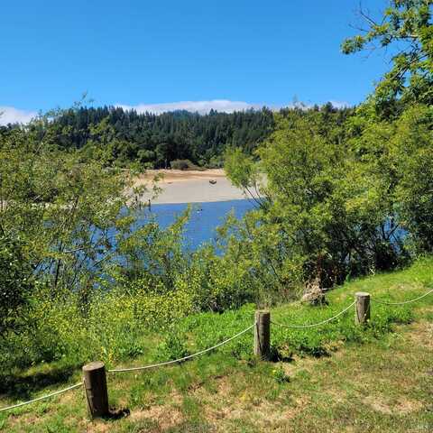 22989 Conifer Drive, Monte Rio, CA 95462