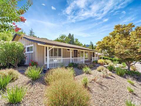 425 Deerfield Circle, Santa Rosa, CA 95409