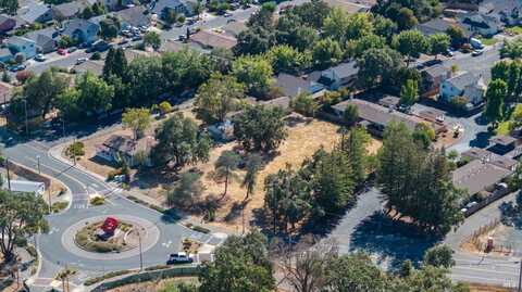 9551 Old Redwood Highway, Windsor, CA 95492