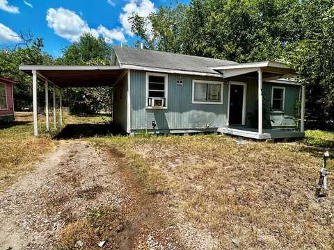 610 W Stamper St., Beeville, TX 78102