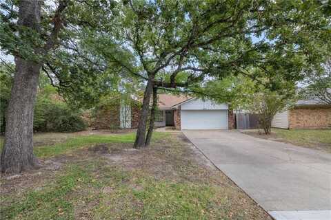 1401 Bayou Woods Drive, College Station, TX 77840