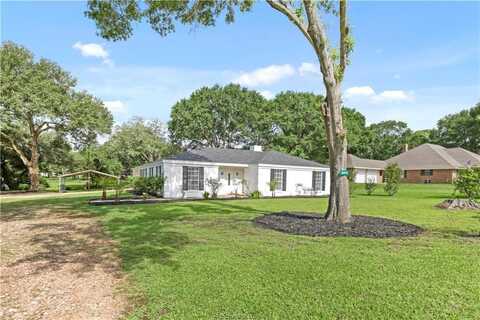 3101 Possum Trot St, Brenham, TX 77833