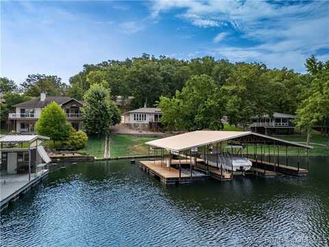 717 Red Oak Lane, Sunrise Beach, MO 65079