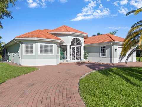 24893 Valdez, BONITA SPRINGS, FL 34135