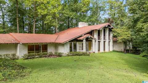 425 POPLAR CIRCLE, GARDENDALE, AL 35071