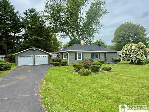 10609 Lakewood Drive, Dunkirk, NY 14048