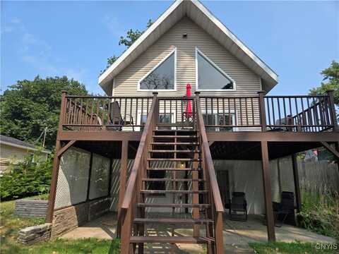 1090 Morgan Road, Lysander, NY 13112