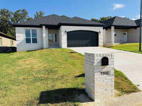7300 Stonehenge Drive, Sherwood, AR 72120