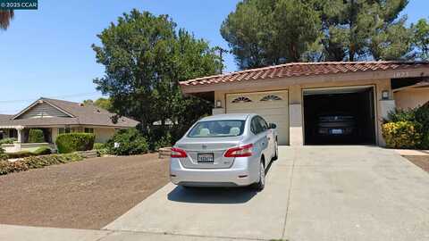 1023 Le Conte Dr, Riverside, CA 92507