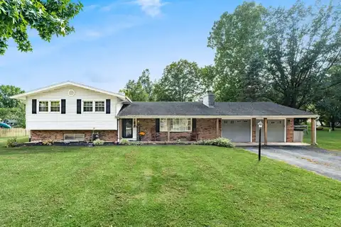 2179 Sunnyhill Drive NE, Lancaster, OH 43130