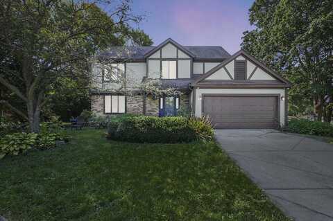 2251 Surreygate Drive, Columbus, OH 43235