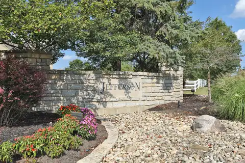 888 Poppy Hills Drive, Blacklick, OH 43004