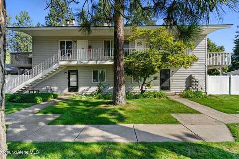 683 E WHISPERING PINES LN, Coeur D Alene, ID 83815