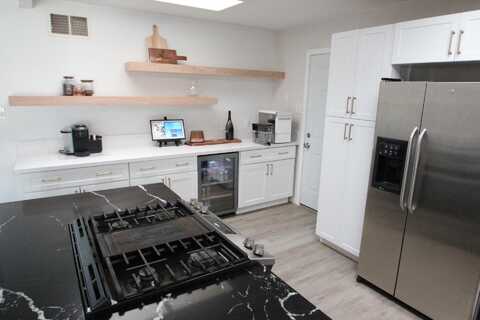1241 Pennsylvania Avenue, Beaumont, CA 92223