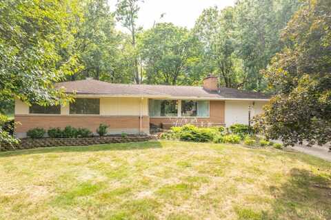 513 Chisholm Trail, Wyoming, OH 45215