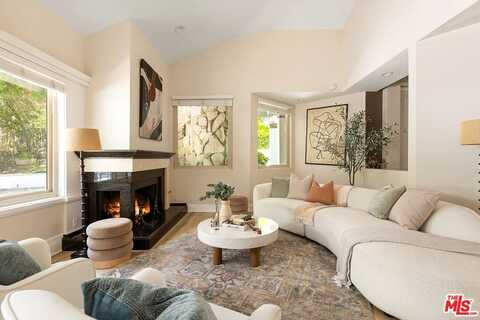 1481 Kingston Cir, Westlake Village, CA 91362