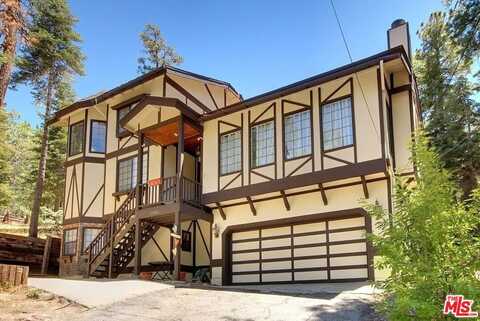 39486 Raccoon Dr, Fawnskin, CA 92333