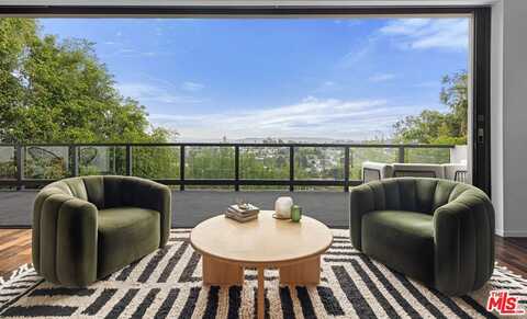 2300 Ronda Vista Dr, Los Angeles, CA 90027