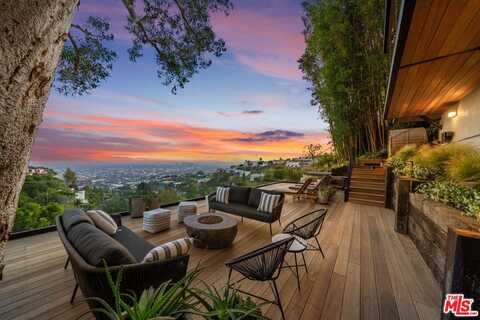 8800 Hollywood Blvd, Los Angeles, CA 90069