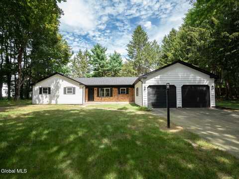 2 Nicholas Avenue, North Greenbush, NY 12144