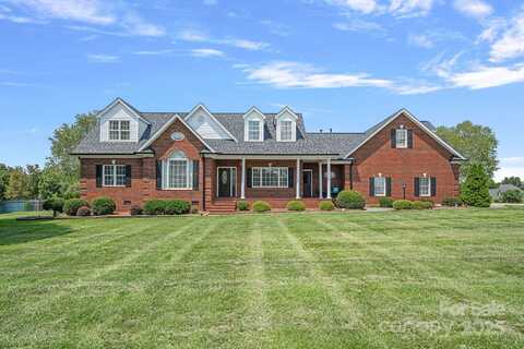 600 Ivah Lee Way, Monroe, NC 28110