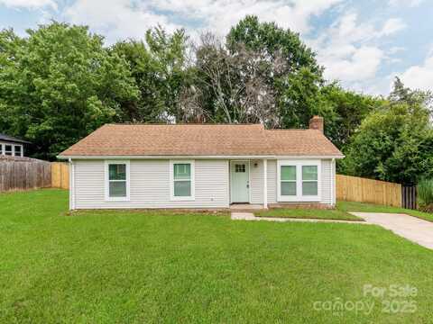 712 Vista Grande Circle, Charlotte, NC 28226