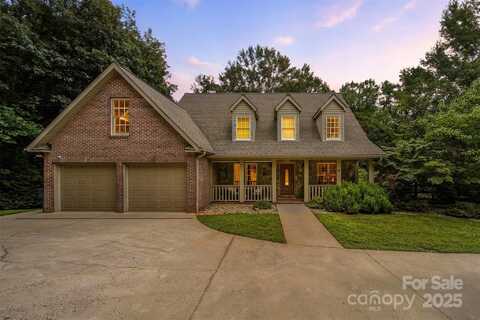 1641 9th Street Place SE, Hickory, NC 28602