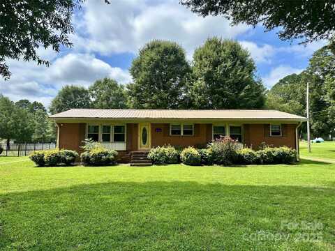 518 S Oak Ridge Road, Oakboro, NC 28129