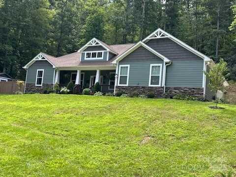 1329 Walnut Cove Road, Hendersonville, NC 28739