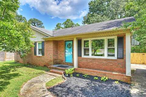 3912 Litchfield Road, Charlotte, NC 28211