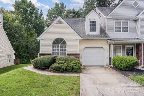5884 Prescott Court, Charlotte, NC 28269