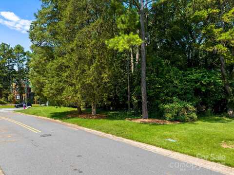 101 N Brackenbury Lane, Charlotte, NC 28270