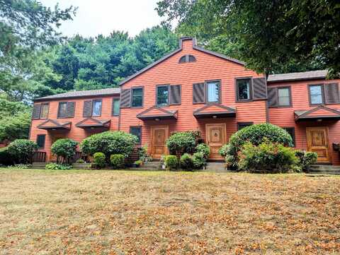 29 Courtland Drive, Groton, CT 06340