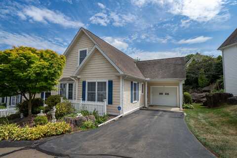 131 Allison Way, East Haven, CT 06512