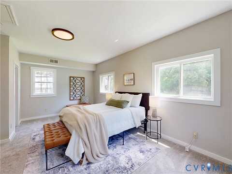 56 Mancha Avenue, Claremont, VA 23899