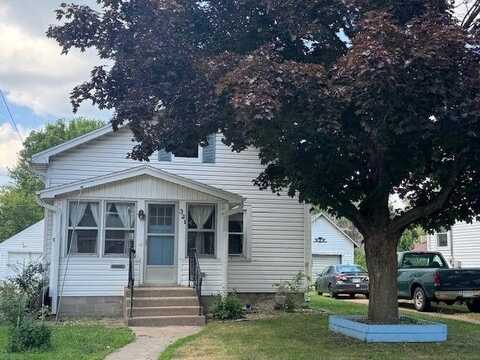 321 N 15TH AVENUE, Wisconsin Rapids, WI 54494