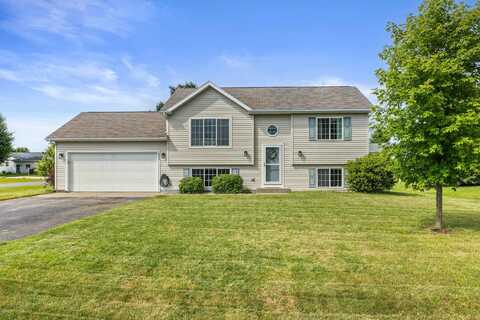 3080 FOREST DRIVE, Plover, WI 54467